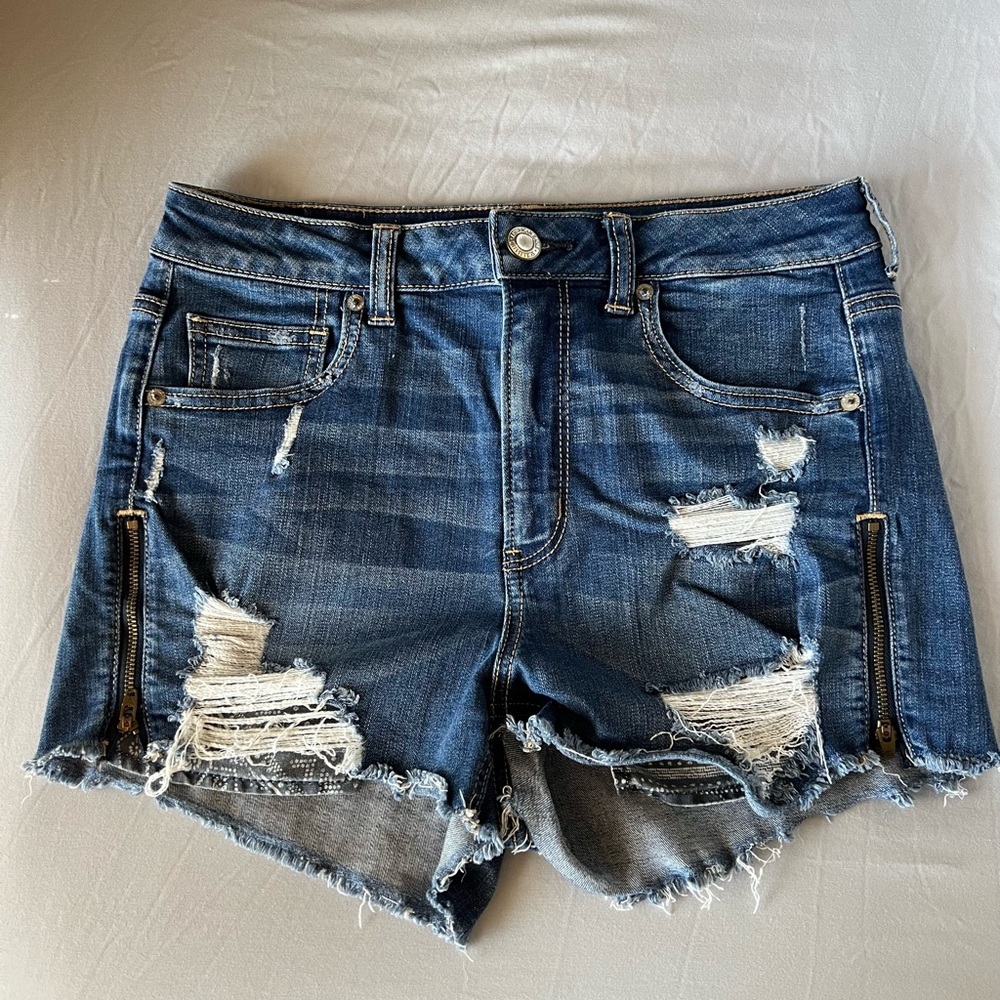 American Eagle distressed jean shorts.